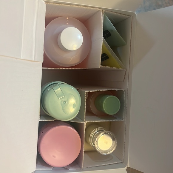 Clinique set - Picture 2 of 2